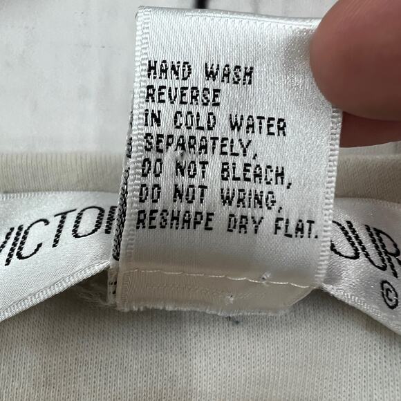 VINTAGE 90's Victoria Harbor MEDIUM Art to Wear Beaded Sequin Tee Shirt T-Shirt - Picture 7 of 8